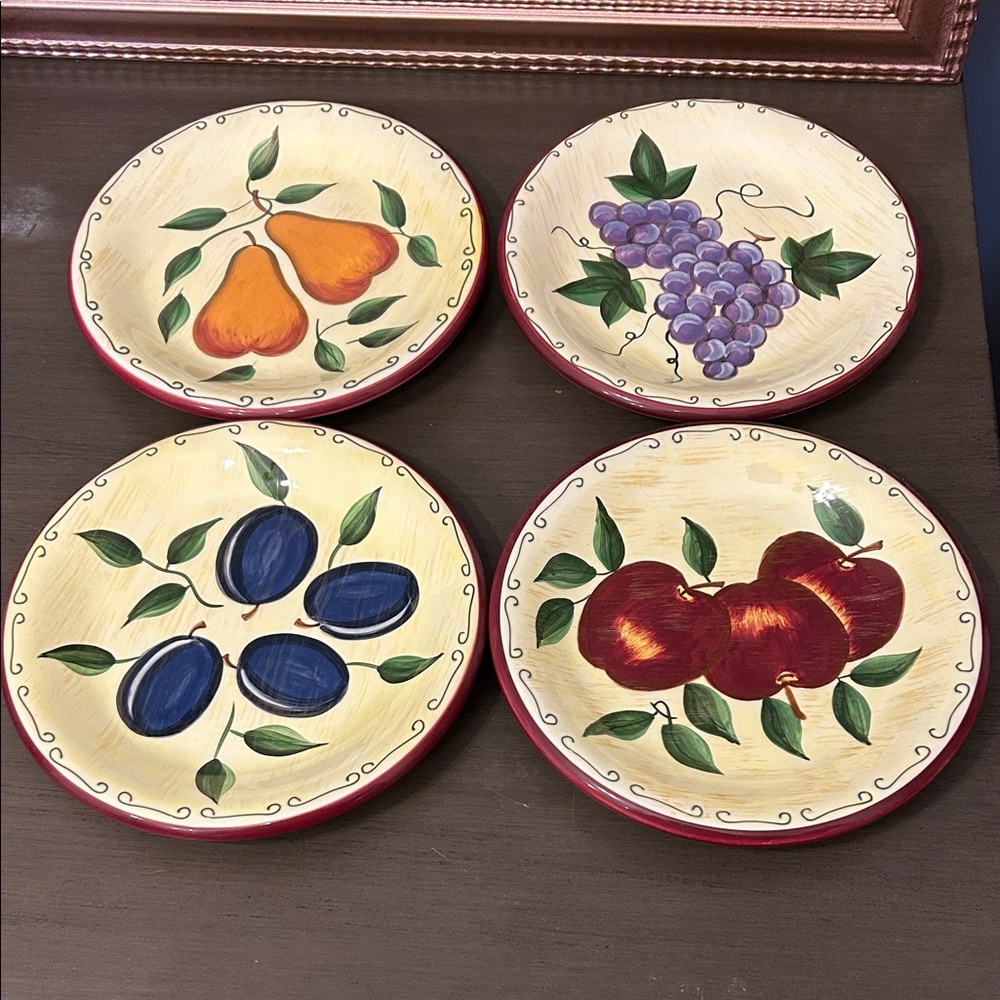 Sonoma Multicolor Fruit Design Salad/Dessert Plate Set